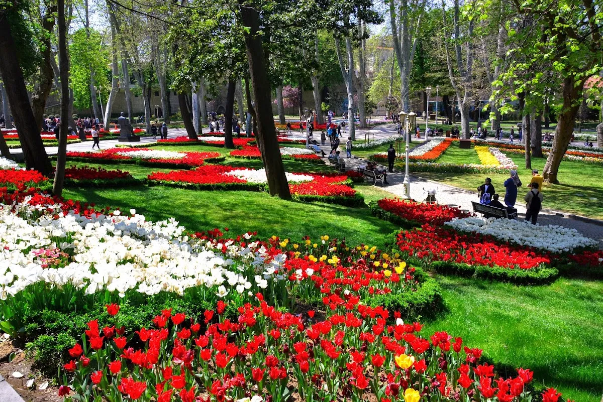 Gülhane Parkı - İstanbul'un Tarihi Bahçesi