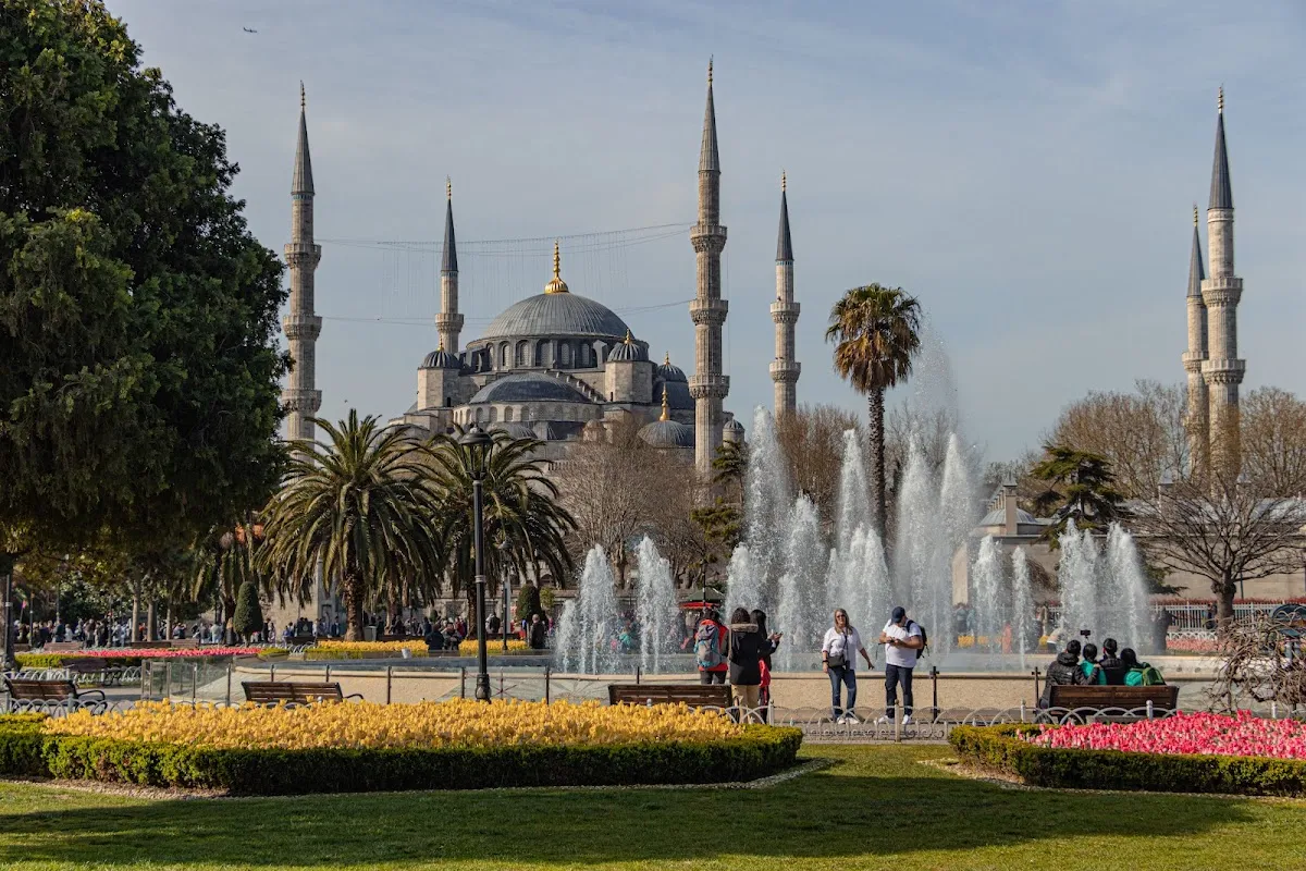 Sultan Ahmet Parkı: İstanbul'un Kalbi Ortasında Tarih ve Doğa