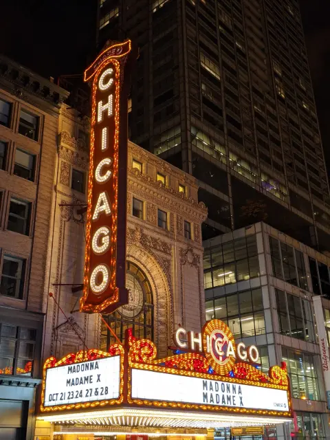 Chicago Theatre - Chicago'nun Görkemli Sanat Sarayı